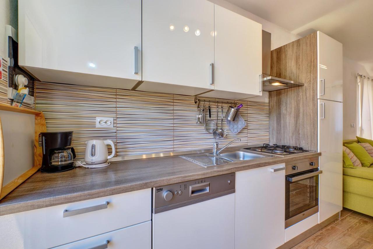 Apartment Tena Veli Losinj Bagian luar foto