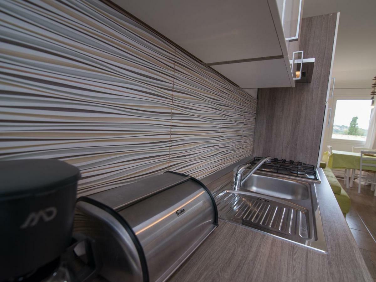 Apartment Tena Veli Losinj Bagian luar foto